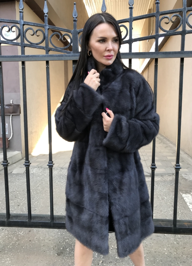 Норковая шуба с воротником стойкой в цвете графит модель № 1045 в рассрочку
