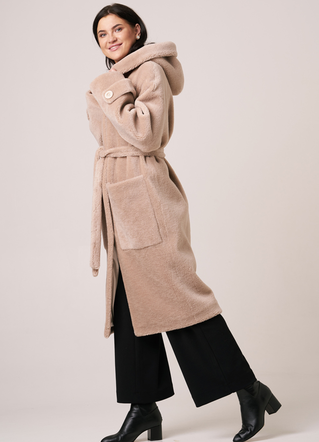 фото Шуба из эко меха с капюшоном  модель № 2039