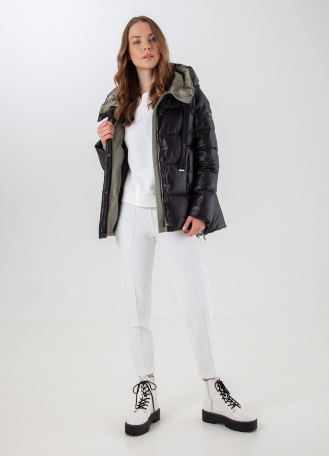 Женский укороченный пуховик черного цвета с капюшоном модель № 21091 универмаг малина