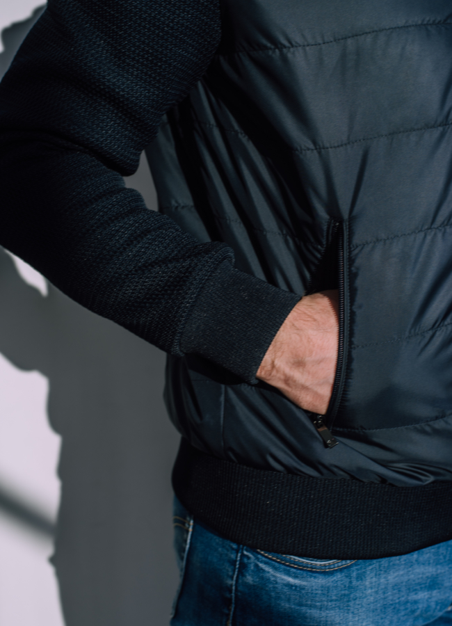 Куртка бомбер синего цвета  модель № 22457 универмаг малина Куртка бомбер синего цвета  модель № 22457 универмаг малина