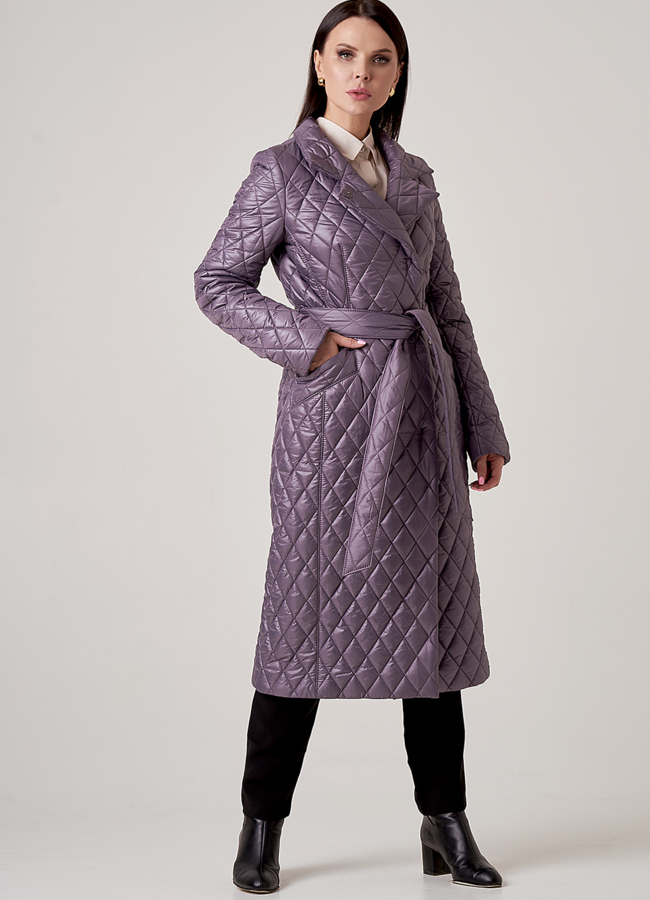 Утепленное женское пальто фиолетового цвета модель № 2692 в кредит