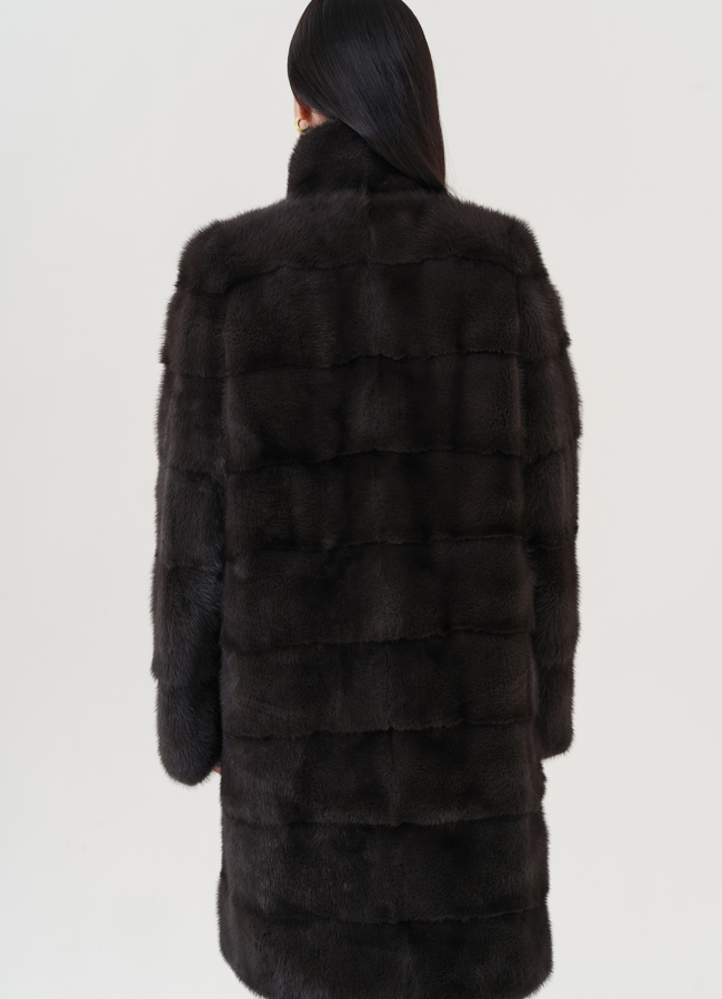 Шуба из норки с воротником стойка модель № 25916 универмаг малина