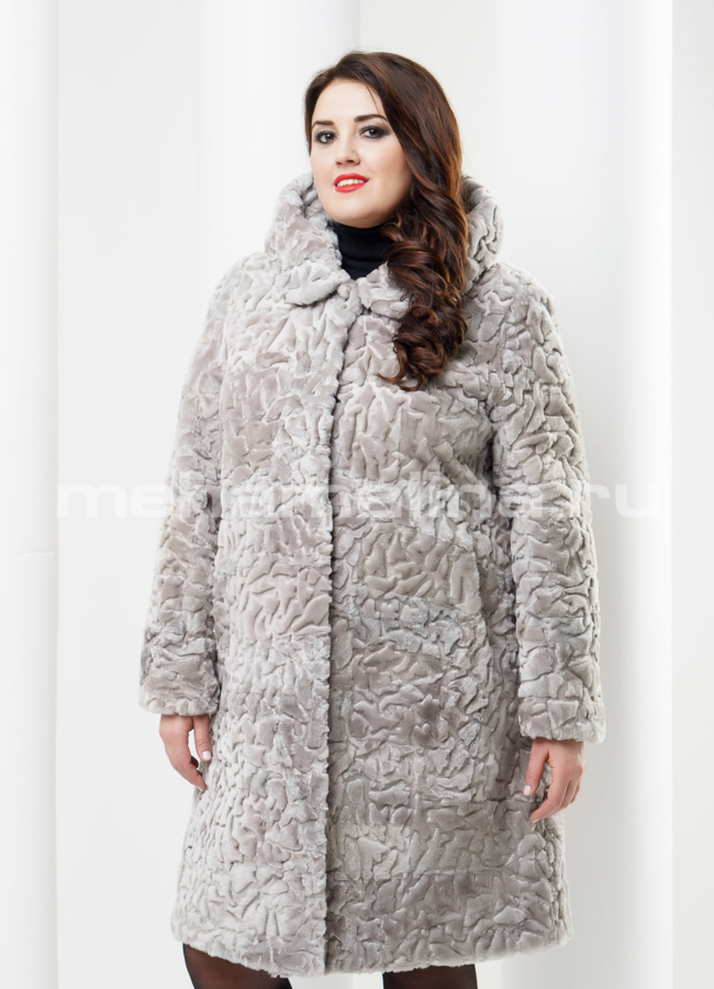 Шуба из мутона с капюшоном модель № S-403 меха малина