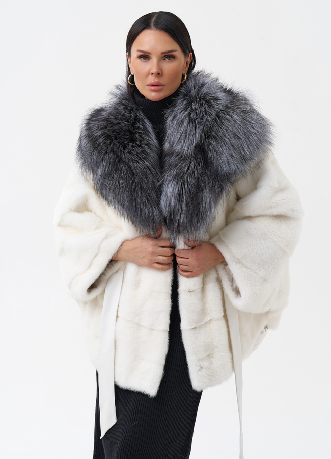 Белая норковая шуба с капюшоном из чернобурки модель № 29262 универмаг малина