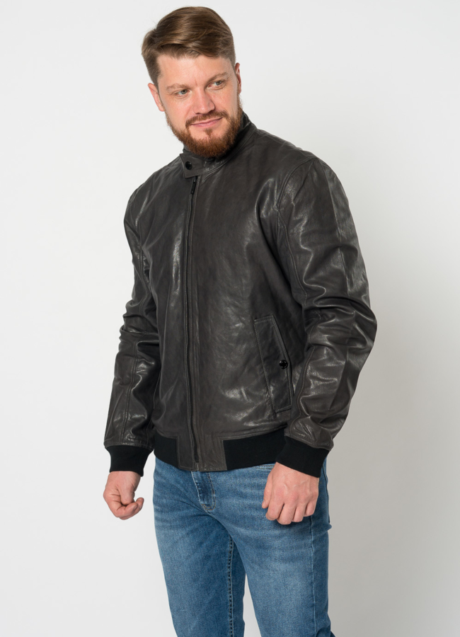 Мужской бомбер из натуральной кожи в сером цвете модель № 21587 в кредит
