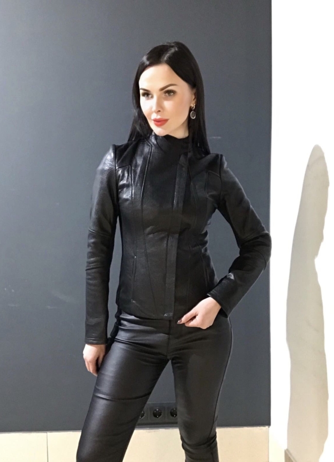 Куртка кожаная черного цвета модель № 5172 в рассрочку