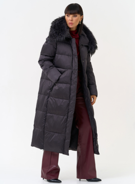 Женский пуховик с капюшоном из меха чернобурки