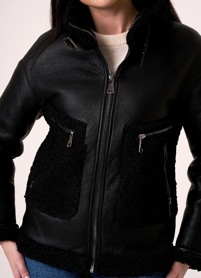 Черная дубленка с отделкой из искусственного меха  модель № 2063 в рассрочку