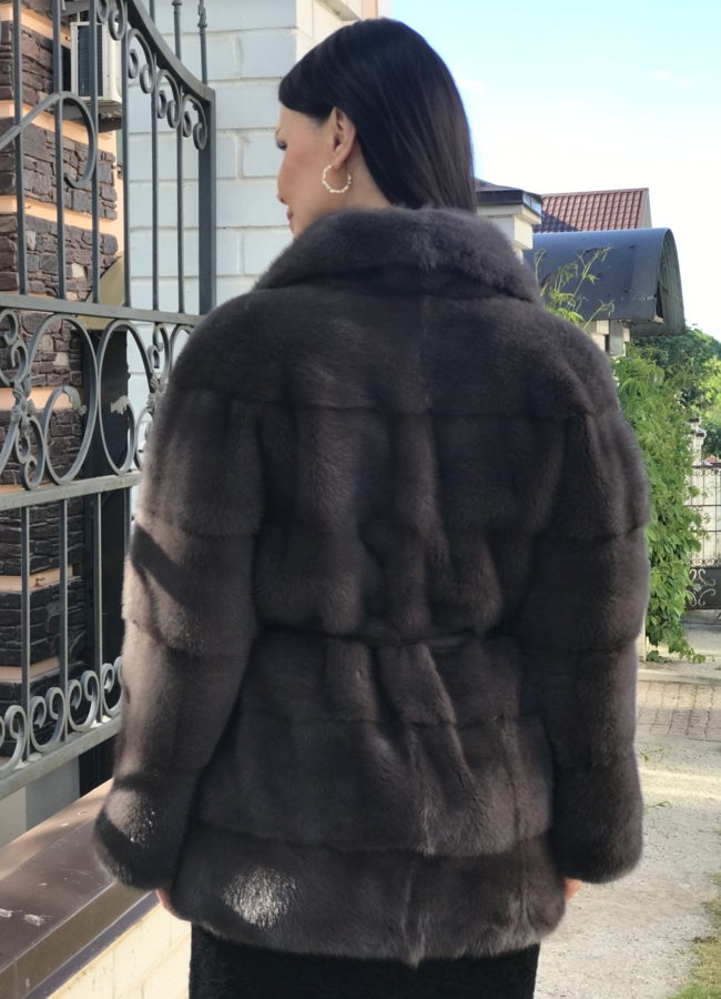 фото Укороченная норковая шуба в цвете соболь модель № S-758