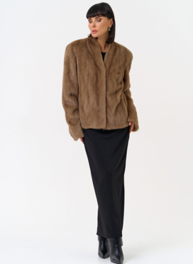 Укороченная шуба из меха норки  Укороченная шуба из меха норки