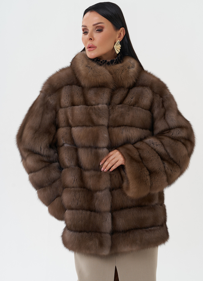 Оверсайз шуба из меха куницы модель № 28085 универмаг малина