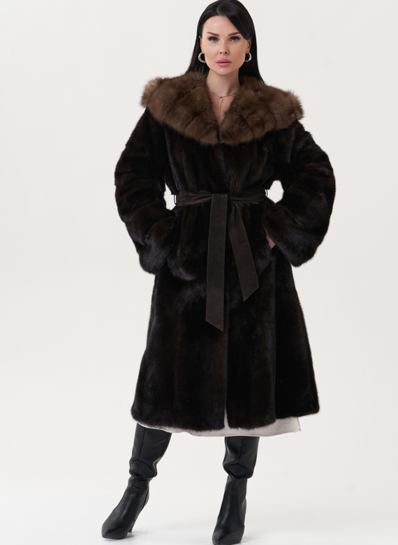 Норковая шуба с отделкой из меха куницы
