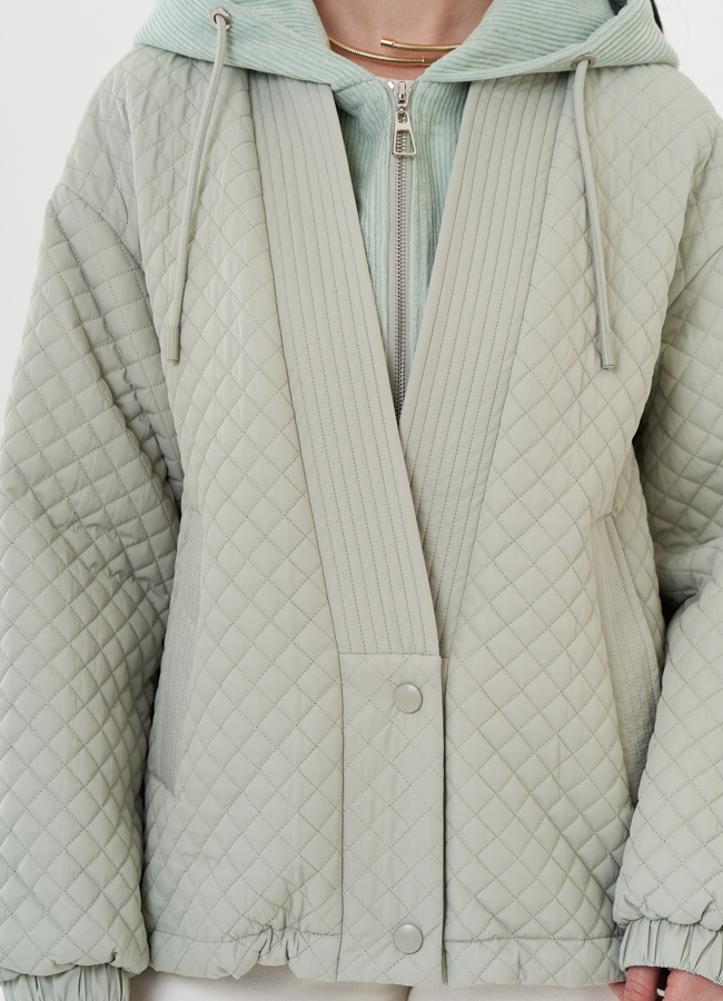 Стеганая куртка с вельветовым капюшоном модель № 27001 универмаг малина