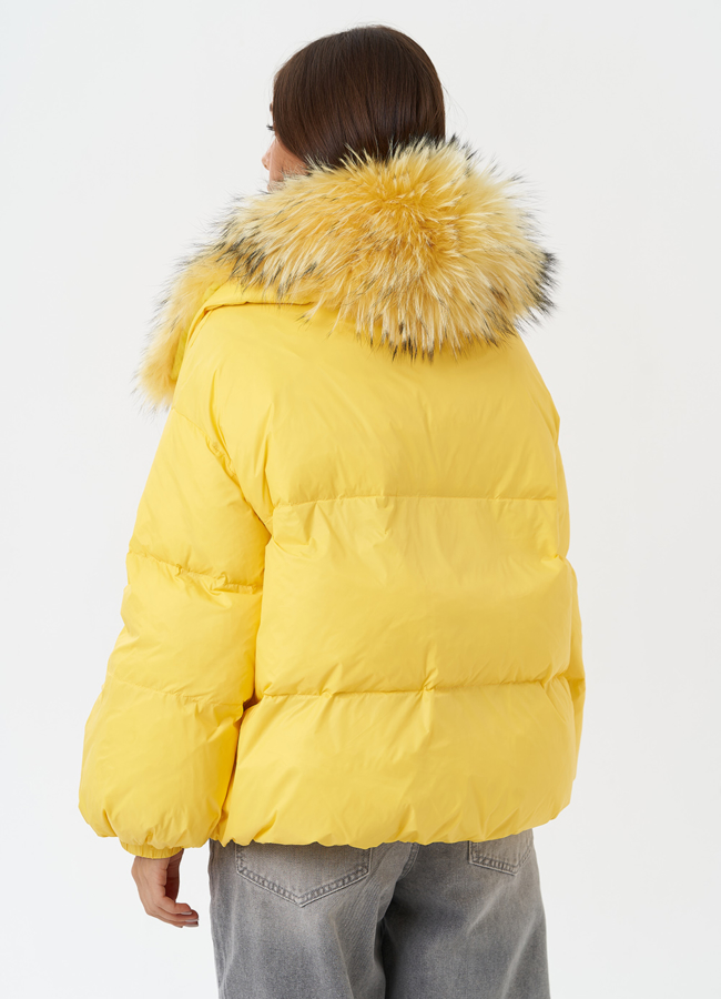 Куртка с отделкой из меха енота модель № 28832 универмаг малина