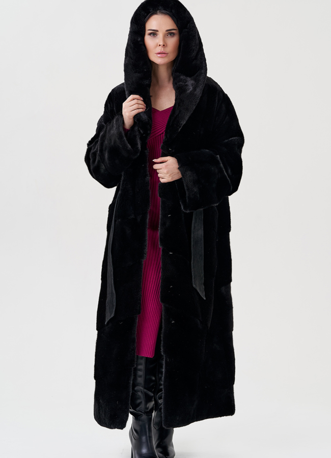 Шуба из норки с капюшоном  модель № 23987 универмаг малина