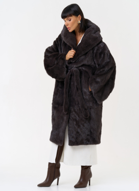 Женская шуба из меха норки с капюшоном 