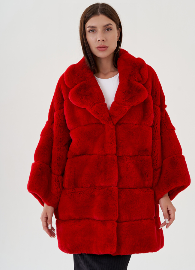 Полупальто из меха кролика в красном цвете с английским воротником модель № 81495 универмаг малина