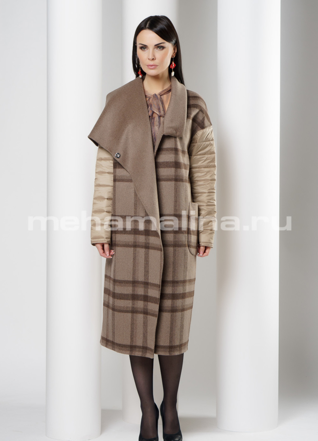 фото Комбинированное пальто бежевого цвета модель № 3434