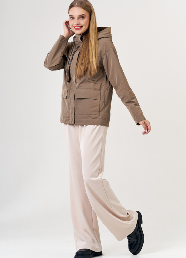 Светлая куртка с капюшоном модель № 21231 универмаг малина