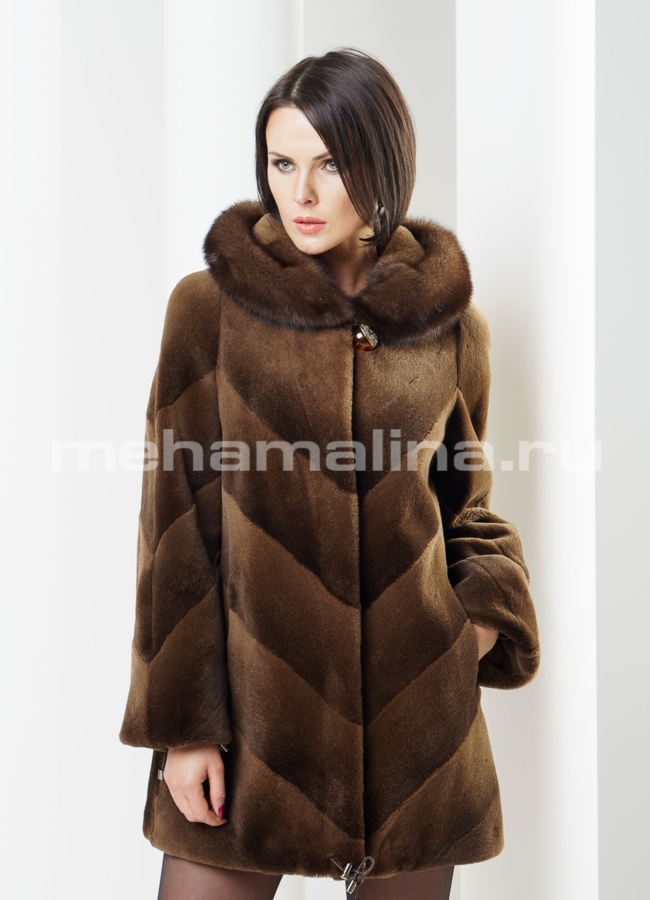 Шуба нутрия с капюшоном отделка норка модель № S-248 меха малина