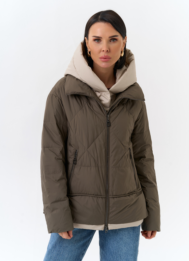 Женская куртка с контрастным капюшоном модель № 32509 меха малина