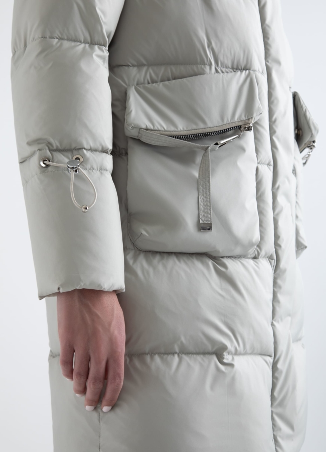 Пуховик женский с капюшоном  модель № 25519 универмаг малина