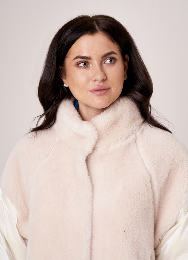 Белый пуховик с шерстью модель № 2112 в рассрочку