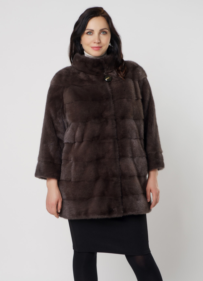 Укороченная шуба со стойкой  модель № 94515 универмаг малина
