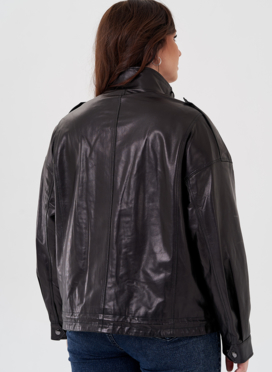 Куртка из натуральной кожи черного цвета