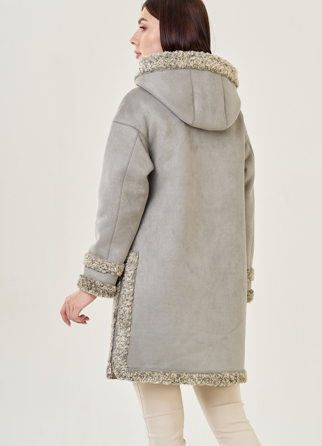 Женская дубленка из эко кожи с капюшоном светло-зеленого цвета модель № 23068 в кредит