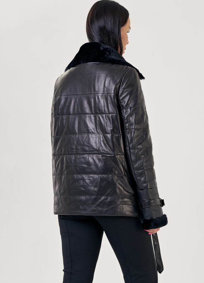 Кожаная куртка-косуха черного цвета  модель № 23261 в кредит