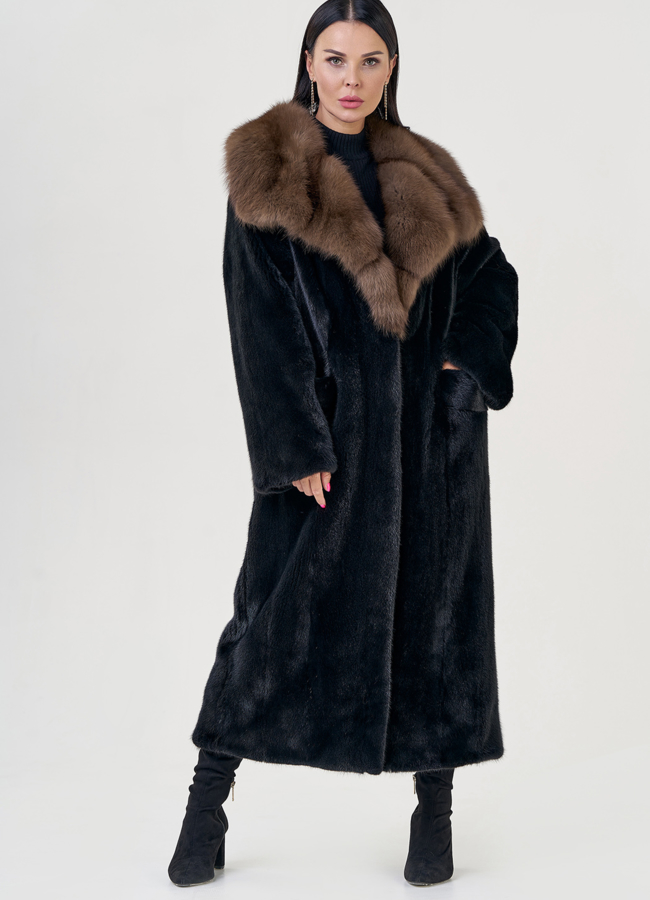 Длинная шуба  из скандинавской норки с куницей модель № 78741 универмаг малина
