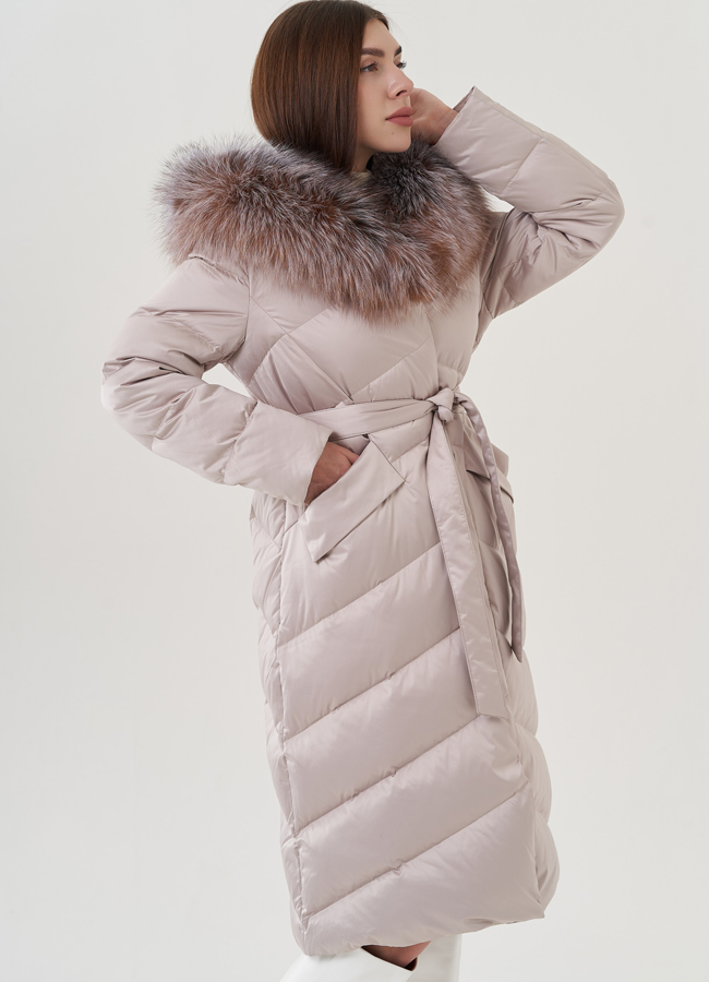 Женский пуховик с капюшоном модель № 25366 универмаг малина