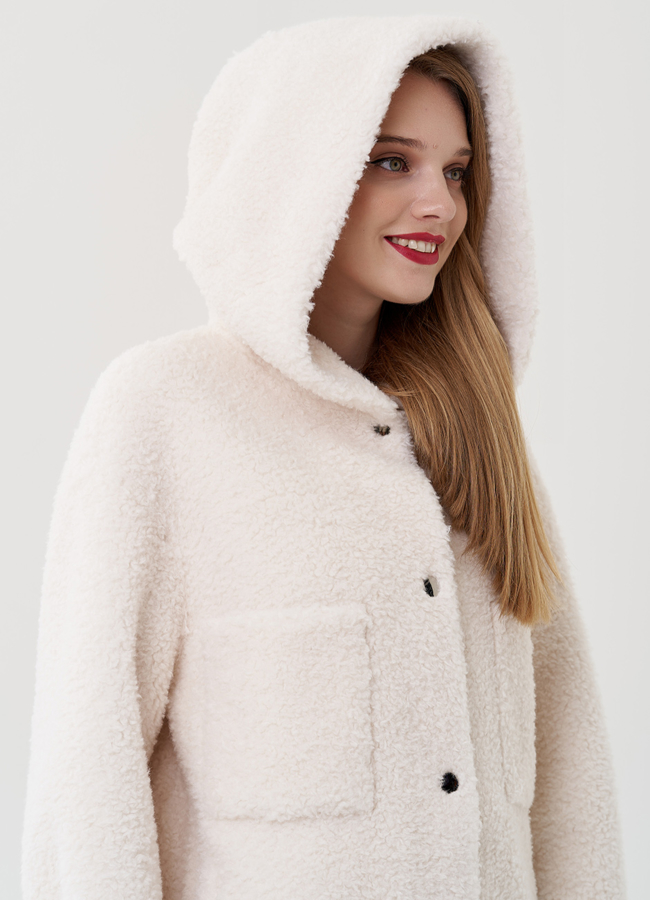 Женское полупальто в белом цвете модель № 81228 универмаг малина