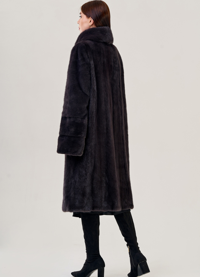 Длинная шуба из норки с воротником - стойкой модель № 78829 в кредит