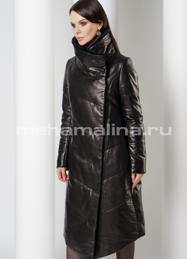 Пуховик из натуральной кожи на молнии с воротником, отделка овчина модель № 923 универмаг малина