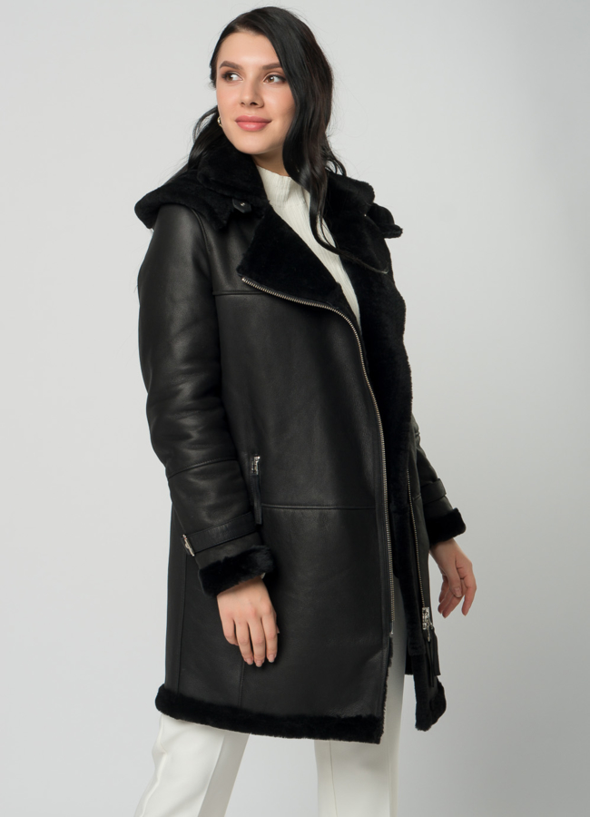 Дубленка из натурального меха с капюшоном модель № 72987 универмаг малина