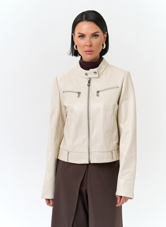 Белая куртка из натуральной кожи