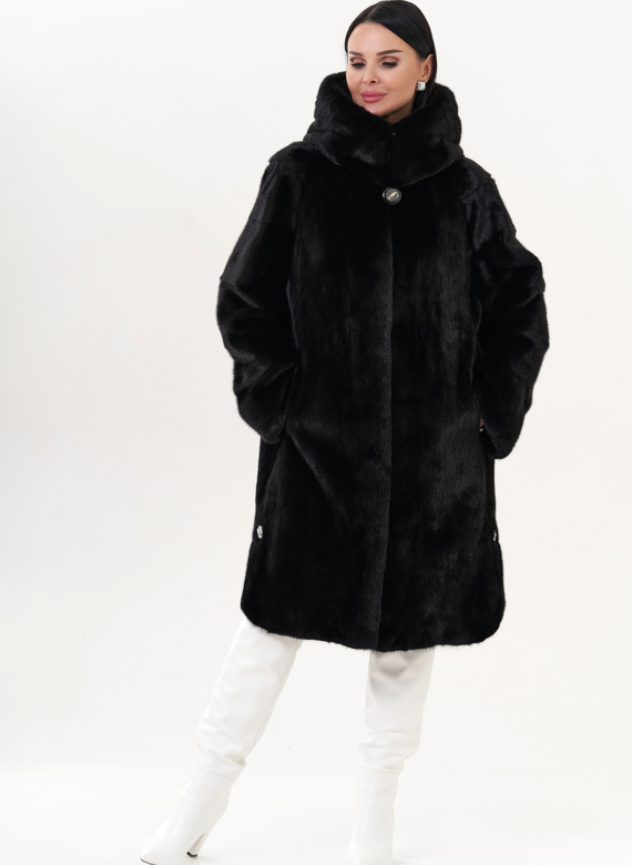 Норковая шуба черного цвета