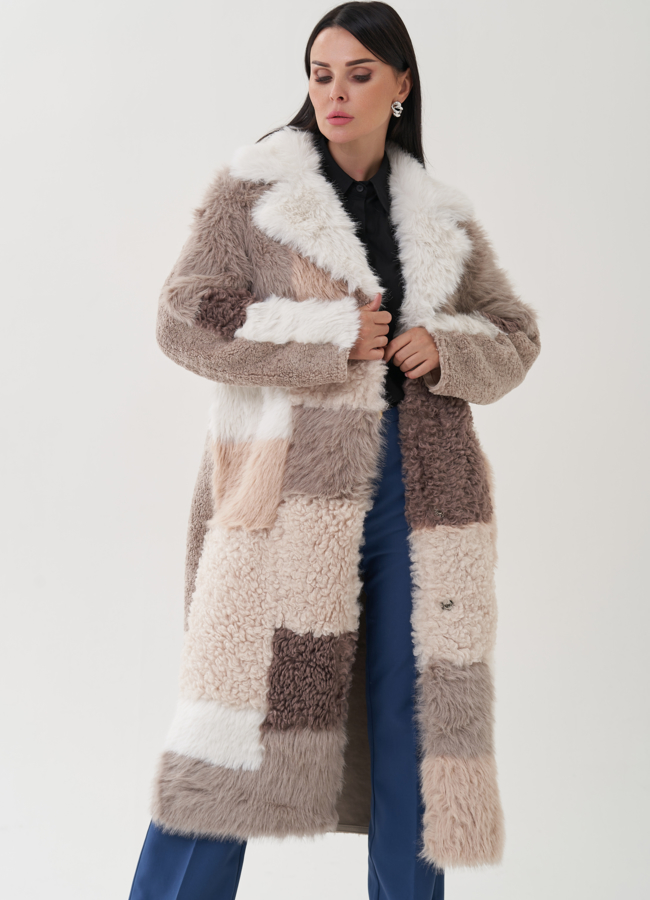 Пальто бежевого цвета с английским воротником модель № 25417 универмаг малина