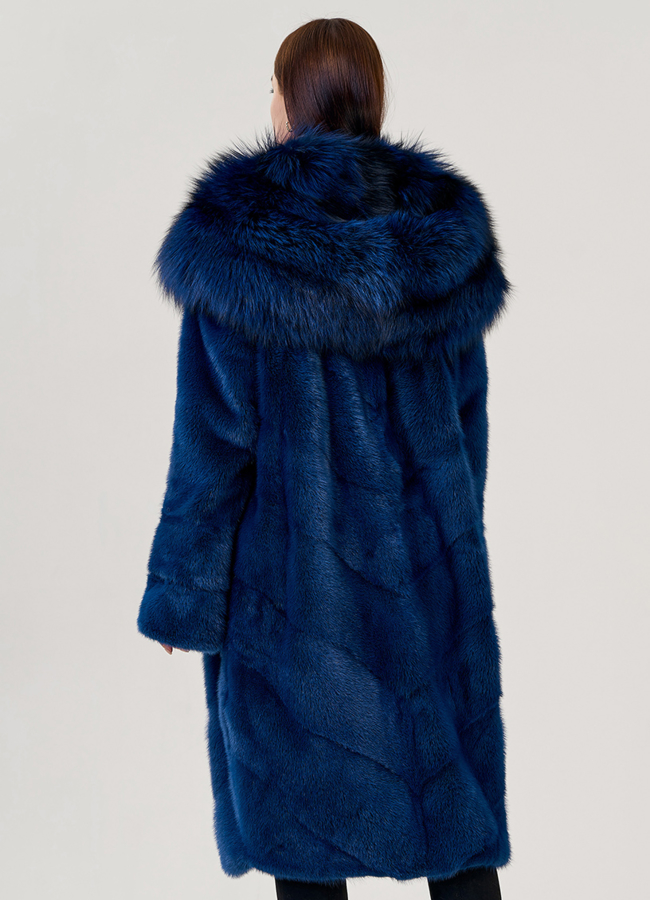 Шуба из норки синего цвета модель № 77068 в кредит