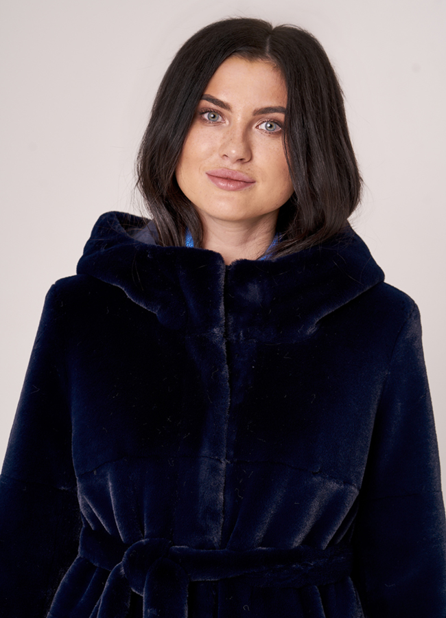 Шуба синяя из эко меха с капюшоном модель № 19009 универмаг малина