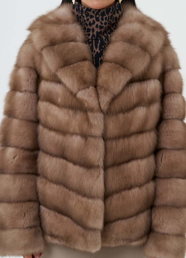 Шуба из меха куницы модель № 28435 в рассрочку