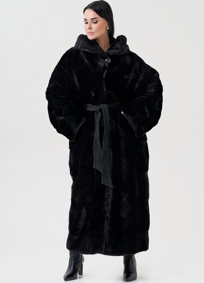 Шуба из норки с капюшоном  модель № 23987 универмаг малина