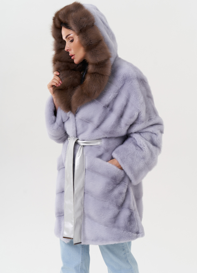 Шуба из меха норки под пояс с капюшоном из куницы модель № 27575 универмаг малина