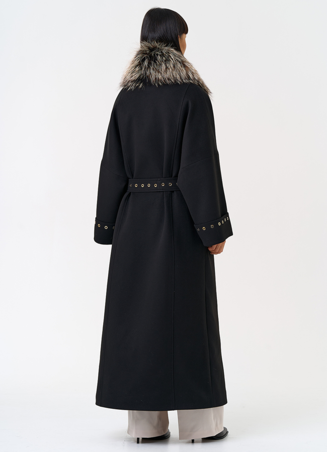 Утепленное женское пальто с английским воротником из меха лисы модель № 31552 универмаг малина Утепленное женское пальто с английским воротником из меха лисы модель № 31552 универмаг малина