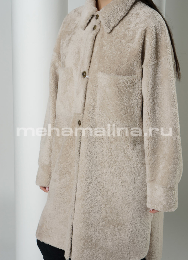 Светлая дубленка с накладными карманами, на пуговицах модель № 3407 универмаг малина