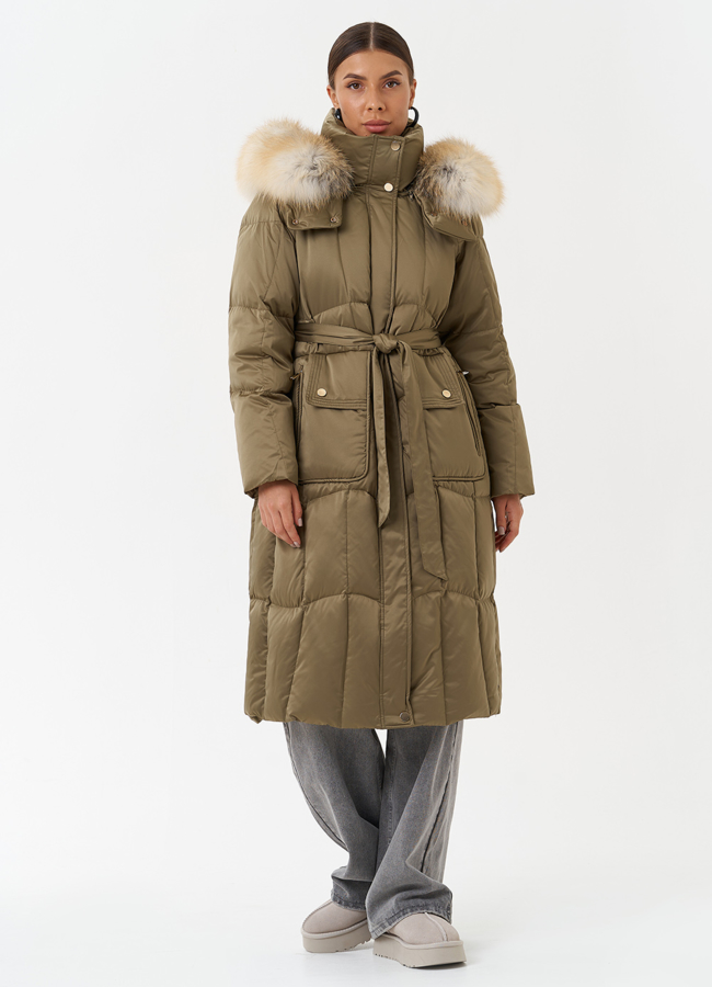 Пуховик с капюшоном из меха лисы модель № 28850 универмаг малина