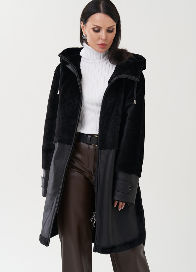 Женская дубленка черного цвета с капюшоном модель № 25523 универмаг малина