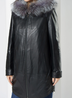 Утепленное полупальто из натуральной кожи с капюшоном 